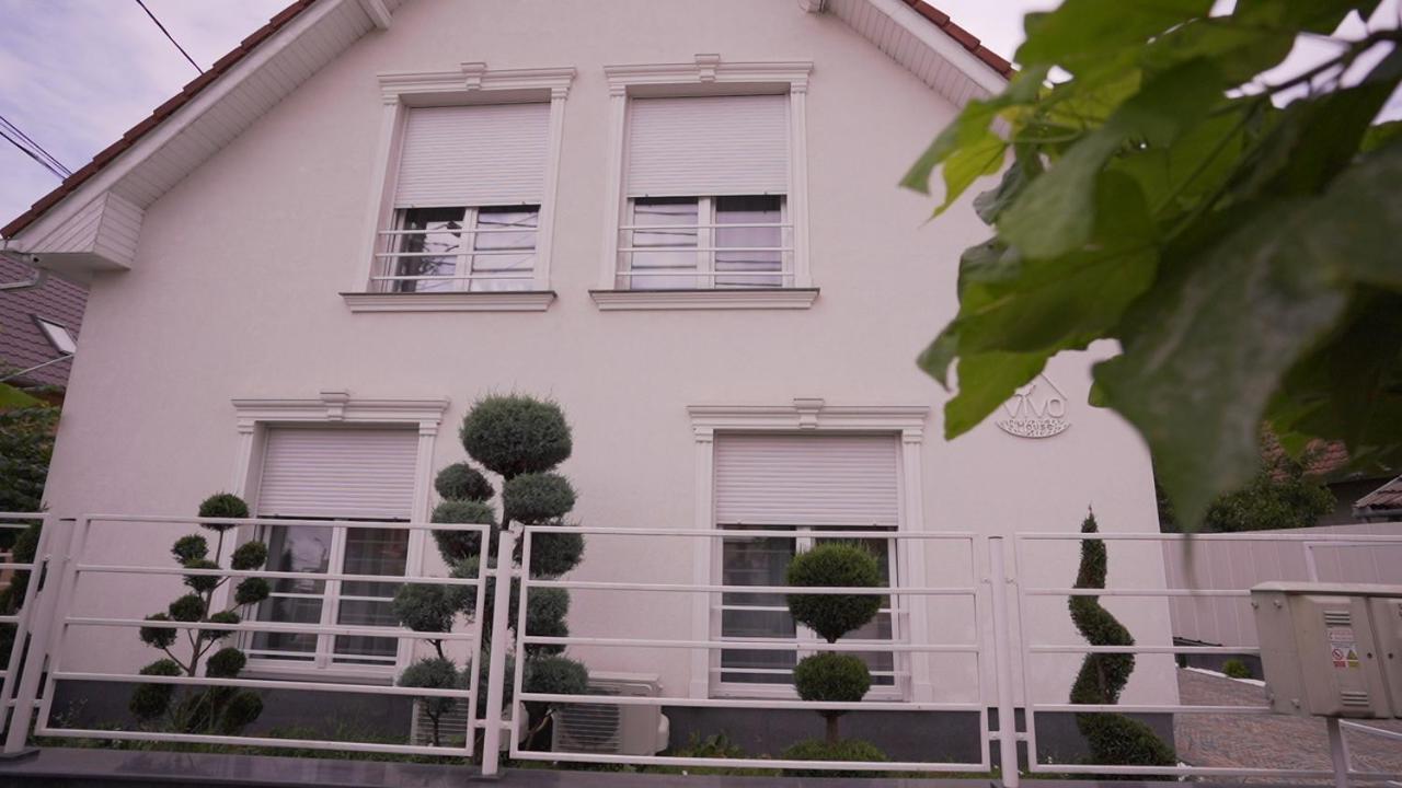 مبيت وإفطار Târgu-Mureş Vivo House المظهر الخارجي الصورة