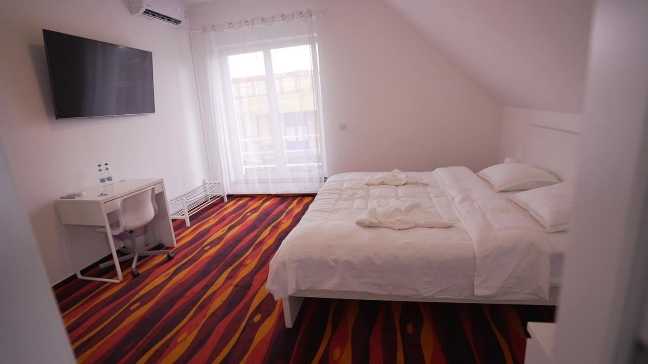 مبيت وإفطار Târgu-Mureş Vivo House المظهر الخارجي الصورة