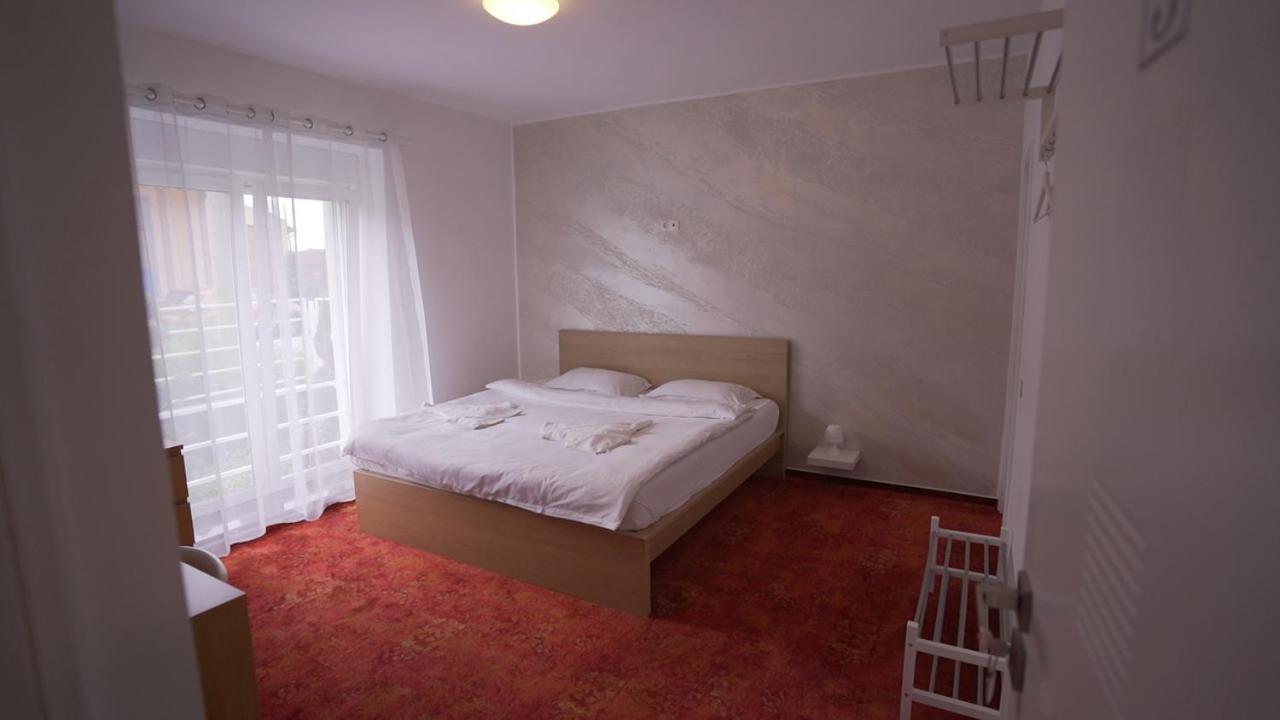 مبيت وإفطار Târgu-Mureş Vivo House المظهر الخارجي الصورة