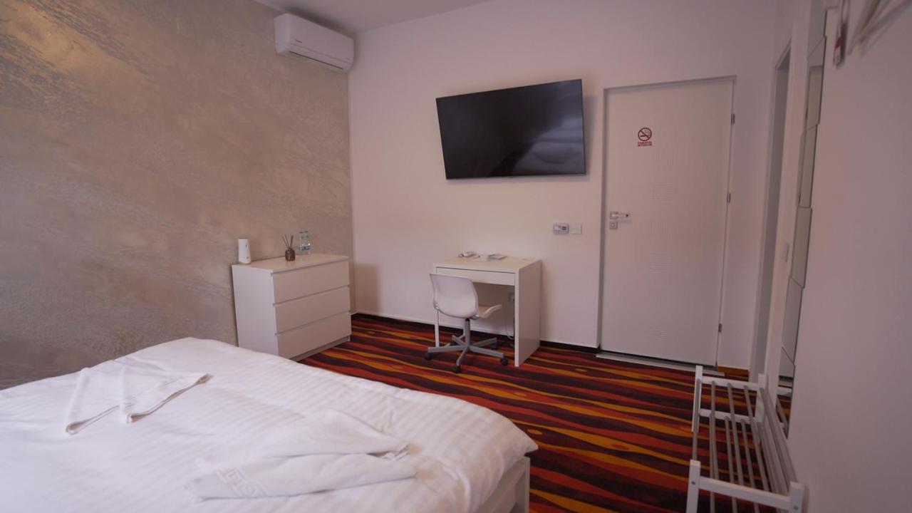 مبيت وإفطار Târgu-Mureş Vivo House المظهر الخارجي الصورة